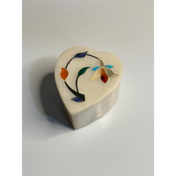 VTG 1980 Soapstone Heart Trinket Box Mother of Pearl Inlay Pietra Dura 2.25" - Picture 2 of 6